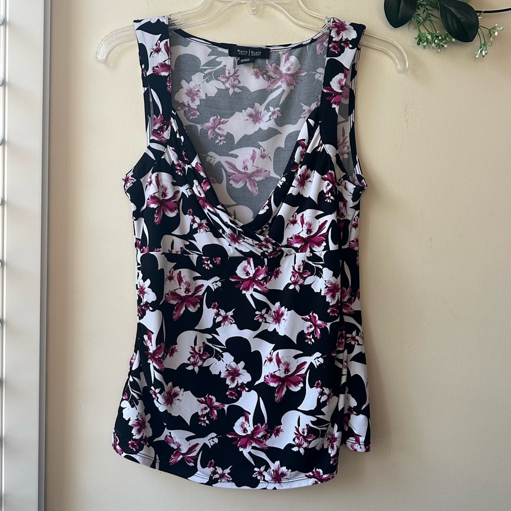 White House Black Market Floral Top